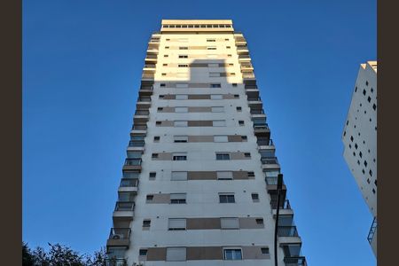 Apartamento à venda com 48m², 2 quartos e 1 vaga Apartamento à venda com 48m², 2 quartos e 1 vagaFachada
