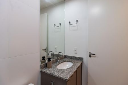 Apartamento à venda com 48m², 2 quartos e 1 vaga Apartamento à venda com 48m², 2 quartos e 1 vagaBanheiro