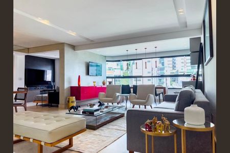 Sala de apartamento para alugar com 4 quartos, 134m² em Buritis, Belo Horizonte