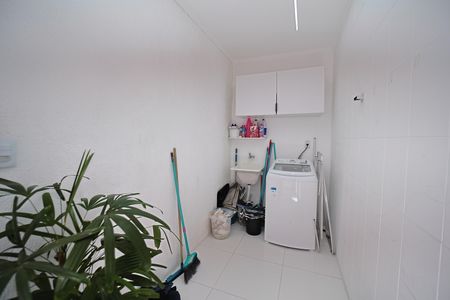Área de Serviço de casa para alugar com 3 quartos, 210m² em Cidade Patriarca, São Paulo