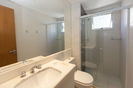 Banheiro da Suíte 1 de apartamento para alugar com 4 quartos, 126m² em Vila da Serra, Nova Lima