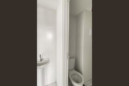 Banheiro  de apartamento à venda com 2 quartos, 39m² em Jardim Maringa, São Paulo