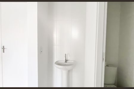 Apartamento à venda com 39m², 2 quartos e sem vaga Apartamento à venda com 39m², 2 quartos e sem vagaBanheiro