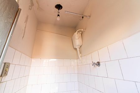 Banheiro de casa para alugar com 1 quarto, 35m² em Vila Leopoldina, São Paulo