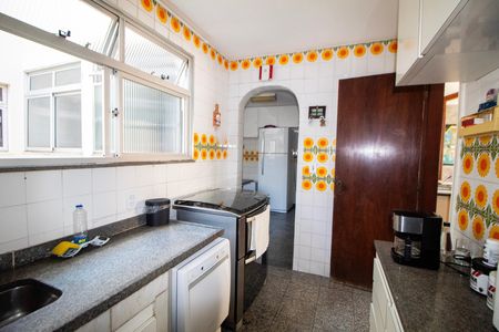 Apartamento à venda com 126m², 3 quartos e 2 vagasCozinha 