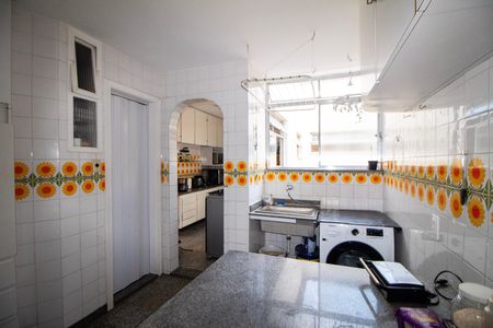 Cozinha  de apartamento à venda com 3 quartos, 126m² em Grajaú, Belo Horizonte