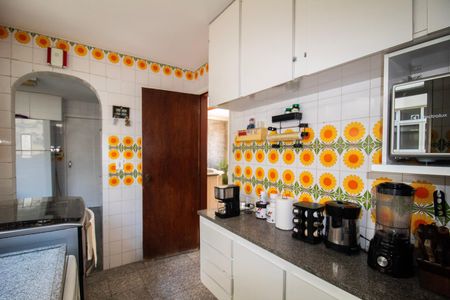 Apartamento à venda com 126m², 3 quartos e 2 vagasCozinha 