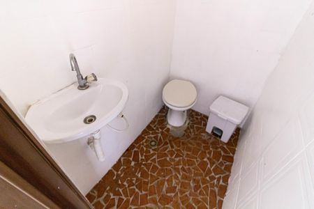 Banheiro de casa para alugar com 1 quarto, 40m² em Vila Leopoldina, São Paulo