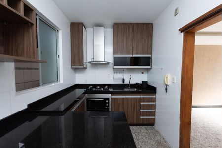 Apartamento à venda com 71m², 2 quartos e 1 vagaCozinha