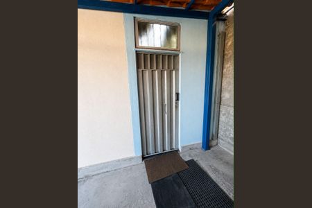 Entrada de apartamento à venda com 2 quartos, 71m² em Eldorado, Contagem