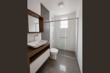 Banheiro Social de apartamento à venda com 2 quartos, 71m² em Eldorado, Contagem