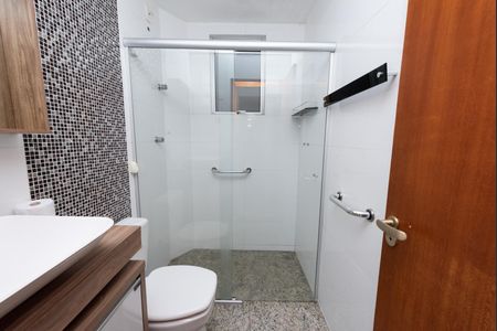 Apartamento à venda com 71m², 2 quartos e 1 vagaBanheiro