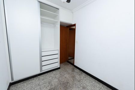 Apartamento à venda com 71m², 2 quartos e 1 vagaQuarto 2