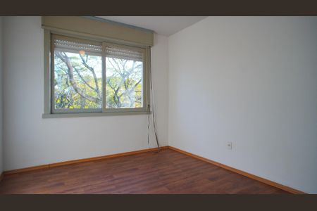 Quarto 1 de apartamento para alugar com 2 quartos, 70m² em Passo D’areia, Porto Alegre