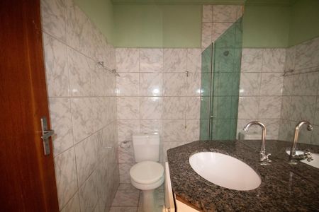 Apartamento à venda com 80m², 3 quartos e 1 vaga Apartamento à venda com 80m², 3 quartos e 1 vagaBanheiro Social