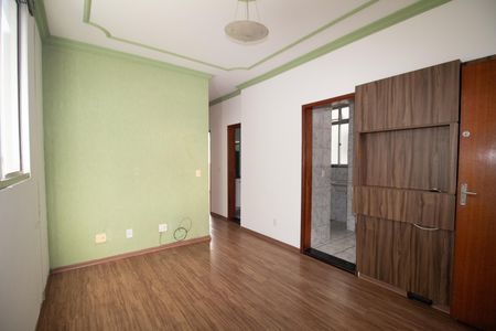 Apartamento à venda com 80m², 3 quartos e 1 vaga Apartamento à venda com 80m², 3 quartos e 1 vagaSala