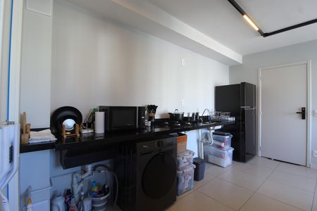 Cozinha de apartamento para alugar com 2 quartos, 37m² em Moema, São Paulo