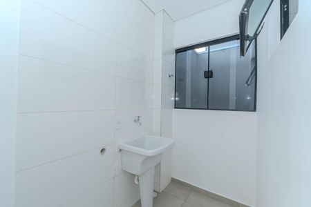 Apartamento para alugar com 40m², 2 quartos e sem vaga Apartamento para alugar com 40m², 2 quartos e sem vagaCozinha e Área de Serviço