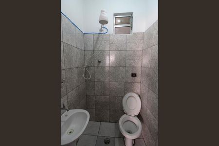 Banheiro de casa para alugar com 1 quarto, 50m² em Jardim Boa Vista (zona Oeste), São Paulo