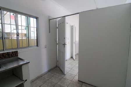Cozinha de casa para alugar com 1 quarto, 50m² em Jardim Boa Vista (zona Oeste), São Paulo