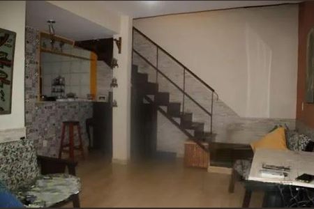 Casa à venda com 2 quartos, 90m² em Tanque, Rio de Janeiro