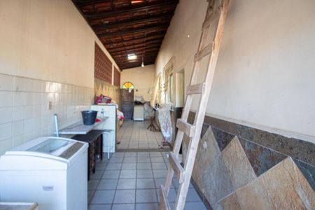 Casa à venda com 500m², 3 quartos e 5 vagas Casa à venda com 500m², 3 quartos e 5 vagasÁrea de Serviço