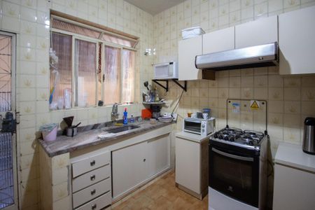 Casa à venda com 500m², 3 quartos e 5 vagas Casa à venda com 500m², 3 quartos e 5 vagasCozinha