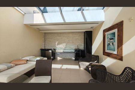 Apartamento à venda com 191m², 1 quarto e 2 vagas Apartamento à venda com 191m², 1 quarto e 2 vagasCobertura