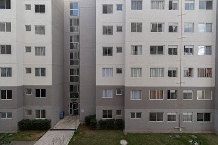 Vista Quarto 2 de apartamento para alugar com 2 quartos, 42m² em Fazenda Caguaçu, São Paulo