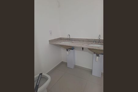 Apartamento à venda com 115m², 3 quartos e 1 vaga Apartamento à venda com 115m², 3 quartos e 1 vagaBanheiro