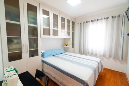 Apartamento à venda com 90m², 3 quartos e 2 vagasQuarto 2