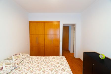Apartamento à venda com 90m², 3 quartos e 2 vagasQuarto 1