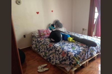 Casa à venda com 211m², 5 quartos e 2 vagas