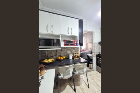 Apartamento à venda com 52m², 2 quartos e 1 vaga Apartamento à venda com 52m², 2 quartos e 1 vagaCozinha e Área de Serviço