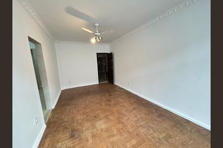 Sala de apartamento para alugar com 3 quartos, 58m² em Quintino Bocaiúva, Rio de Janeiro