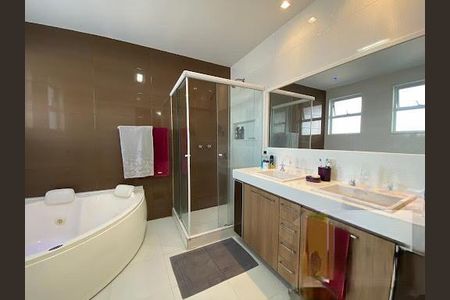 Casa à venda com 4 quartos, 545m² em Barra da Tijuca, Rio de Janeiro