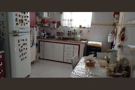 Casa à venda com 3 quartos, 170m² em Jardim Sulacap, Rio de Janeiro