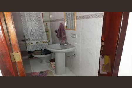 Casa à venda com 170m², 3 quartos e 2 vagas