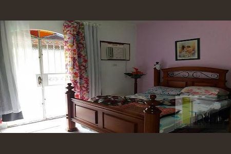 Casa à venda com 170m², 3 quartos e 2 vagas