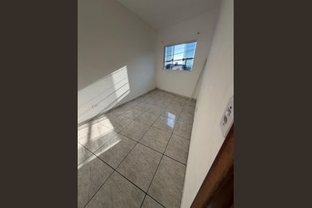 Quarto de casa para alugar com 1 quarto, 40m² em Parque Cisper, São Paulo