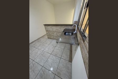 Cozinha de casa para alugar com 1 quarto, 40m² em Parque Cisper, São Paulo