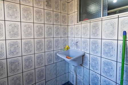 Área de serviço  de apartamento à venda com 2 quartos, 52m² em Conceição, Diadema