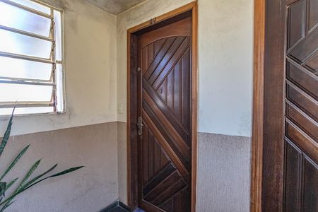 Entrada  de apartamento à venda com 2 quartos, 52m² em Conceição, Diadema