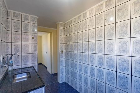 Apartamento à venda com 52m², 2 quartos e 1 vaga Apartamento à venda com 52m², 2 quartos e 1 vagaCozinha