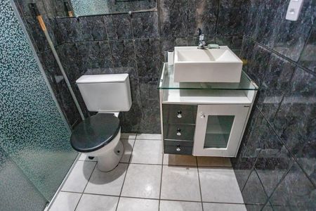 Apartamento à venda com 52m², 2 quartos e 1 vaga Apartamento à venda com 52m², 2 quartos e 1 vagaBanheiro