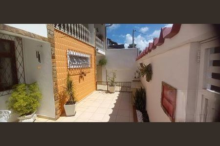 Casa à venda com 197m², 3 quartos e 2 vagas