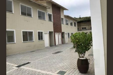 Apartamento à venda com 2 quartos, 60m² em Jardim Sulacap, Rio de Janeiro