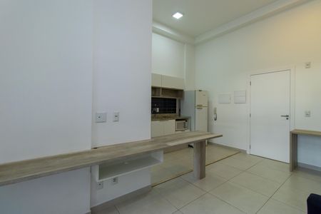 Sala de apartamento para alugar com 1 quarto, 38m² em Granja Viana, Cotia