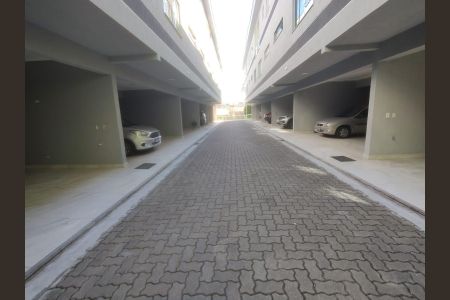 Garagem de casa de condomínio à venda com 3 quartos, 137m² em Jardim Santo Antônio, Santo André