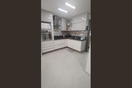 Cozinha de casa de condomínio à venda com 3 quartos, 137m² em Jardim Santo Antônio, Santo André